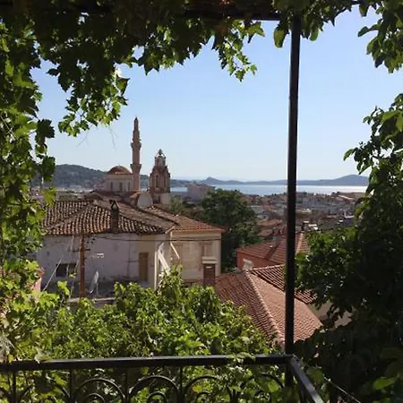 Konukevi Taksiyarhis