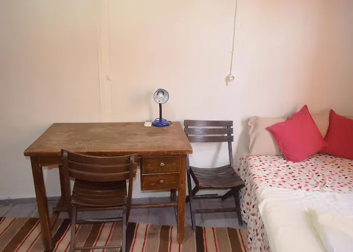 Pensión Taksiyarhis Ayvalı