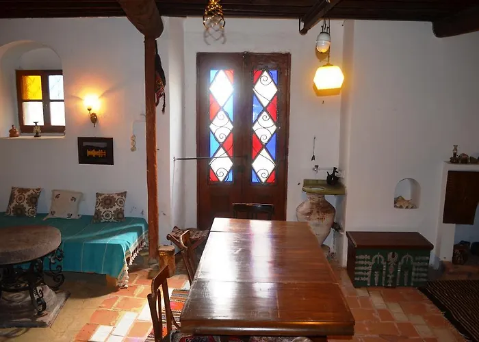 Taksiyarhis 3* Ayvalı